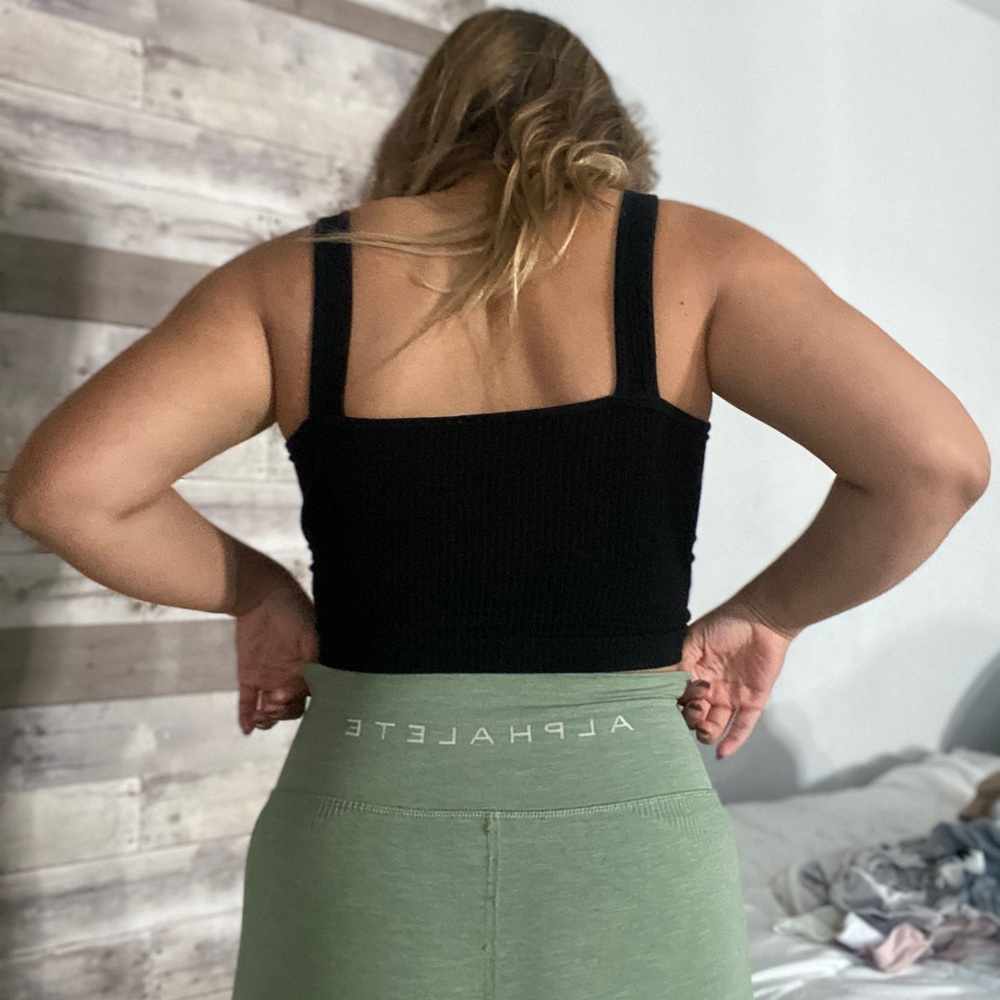 Alphalete leggings